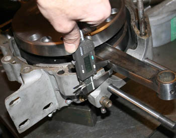 measuring conrod width